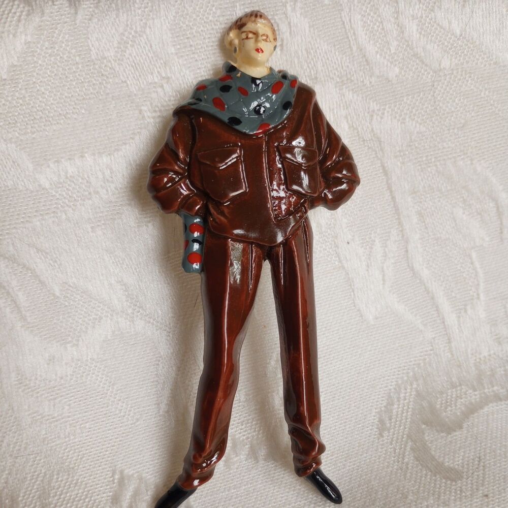 Vtg Molded handpainted Plastic Resin Fashion Lady menswear Brooch Pin 3.5in